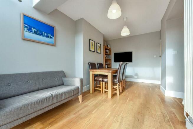 Living Room/Ding Room