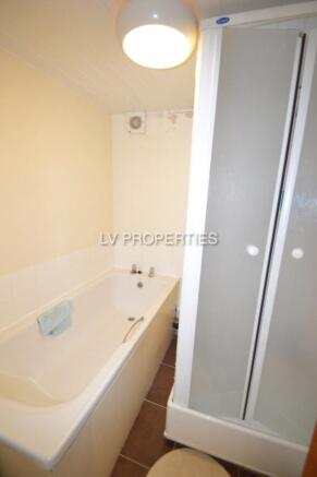 5 bed Terraced to rent Image 12