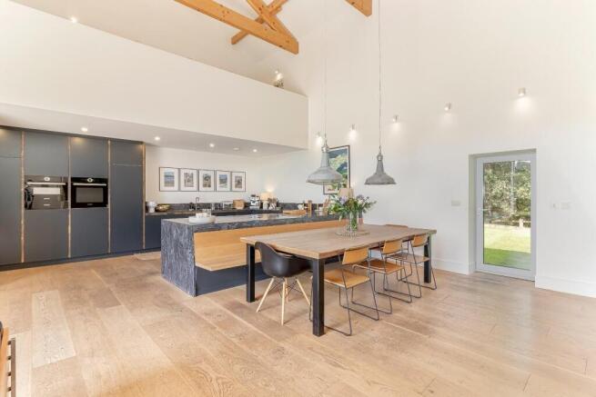 4 bed Barn Conversion for sale Image 6