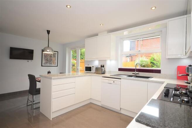 Kitchen/Breakfast Room