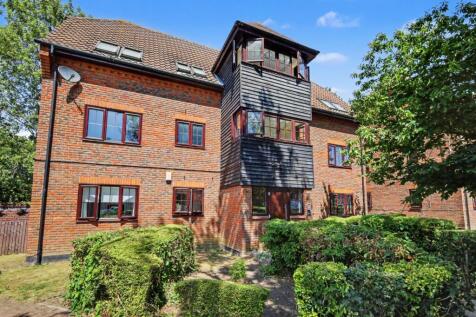 Spruce Close, Laindon, Basildon, Essex