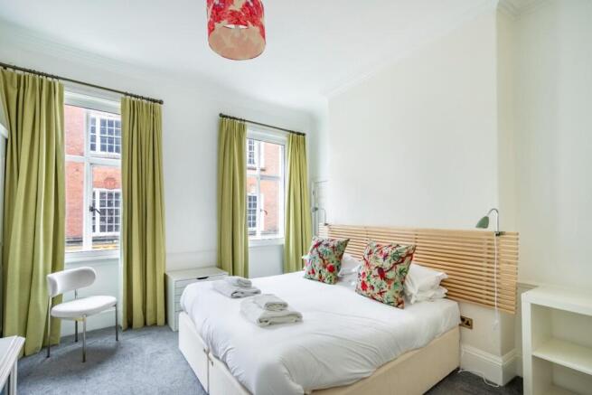 3 bed Apartment for sale Image 12