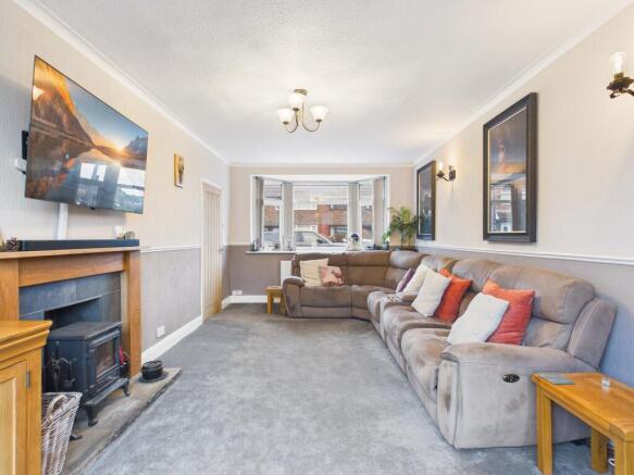 Guildford Grove - EweMove - Living and Dining Room