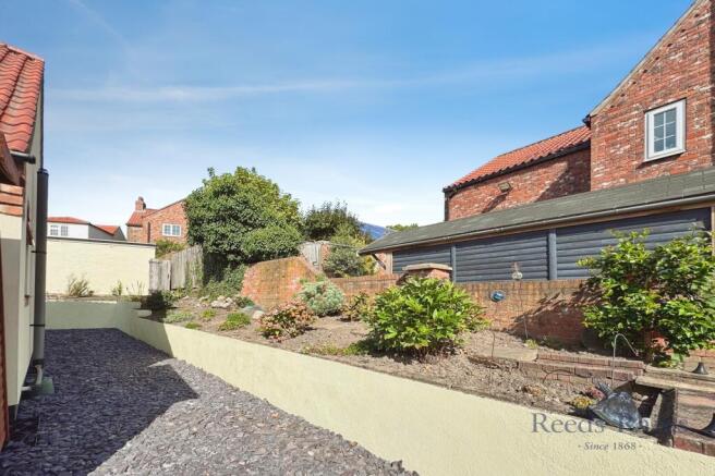 4 bed Detached for sale Image 5