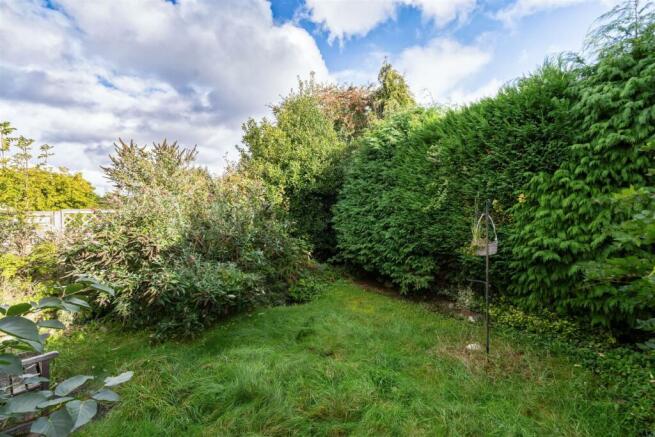 11 Whateley Hall Close-9_lo.jpg
