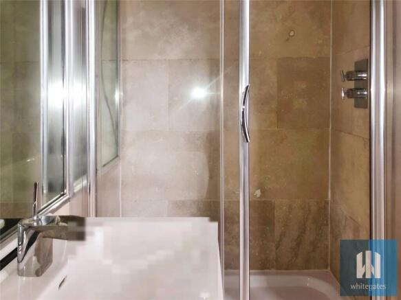 2 bed Apartment to rent Image 10