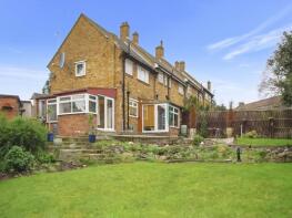 10, Upton Close, Bexley DA5 1HJ