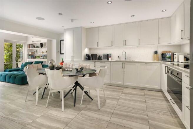 Kitchen/Dining