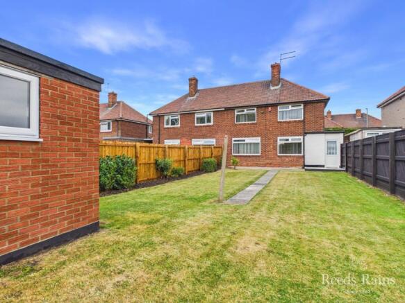 3 bed Semi-Detached for sale Image 12