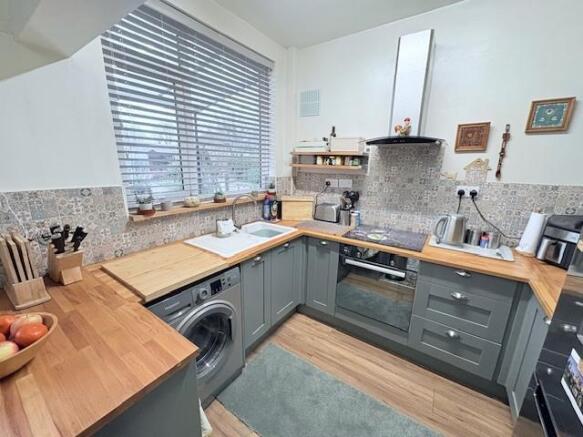 3 The Crescent 5.jpg