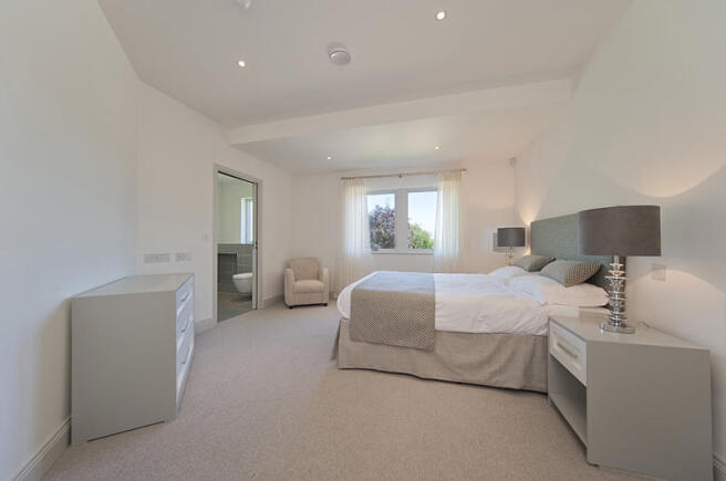 Guest bedroom