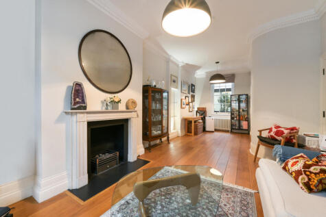 Albion Street, London, W2 2
