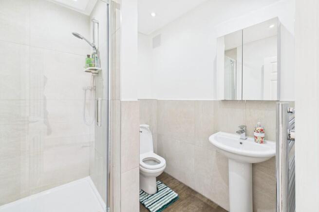 En Suite Bathroom
