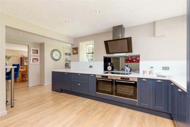 Kitchen/ Breakfast