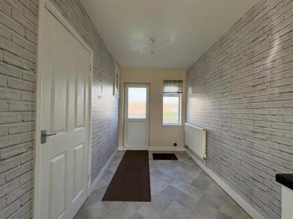 3 bed Terraced for sale Image 5