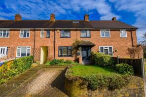 57, Rosehill Gardens, Abbots Langley WD5 0HF