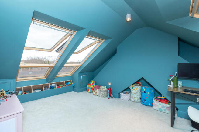 166 Eastfield Road -23