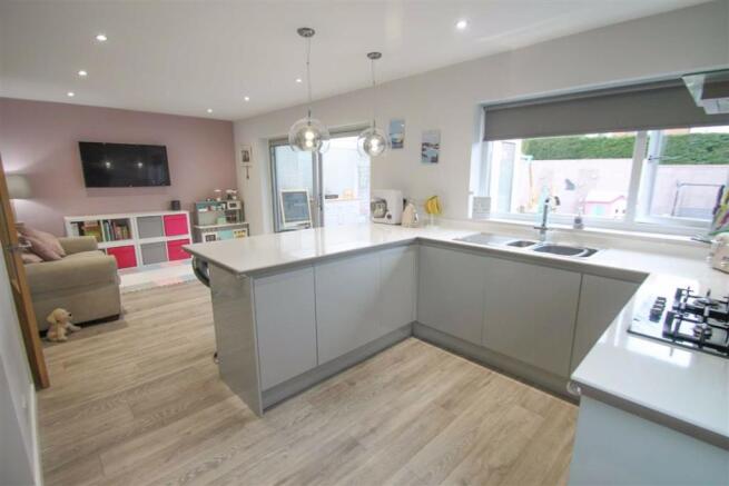 Kitchen/family room