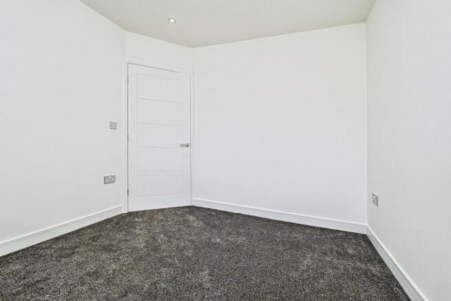 2 bed Terraced Bungalow for sale Image 10