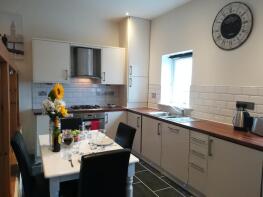 Flat A, 9, Sketty Road, Uplands, Swansea SA2 0EU