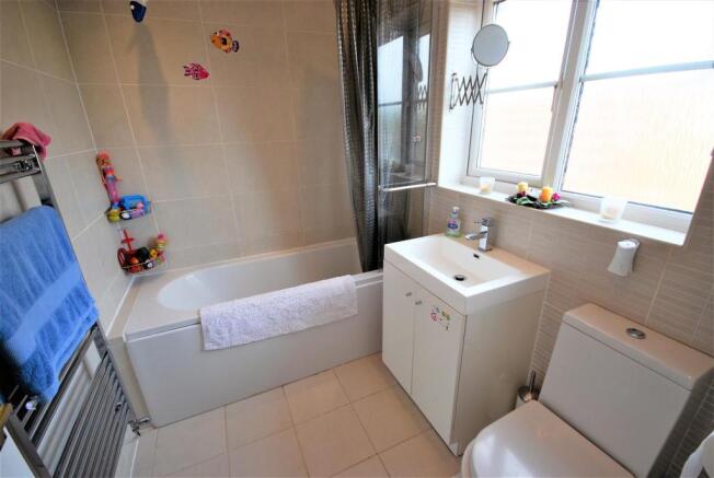 BATHROOM: