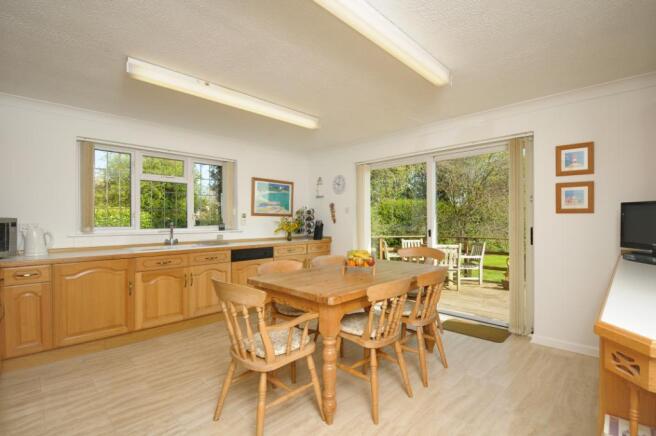 Kitchen/Breakfast