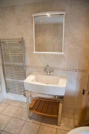 Bathroom detail