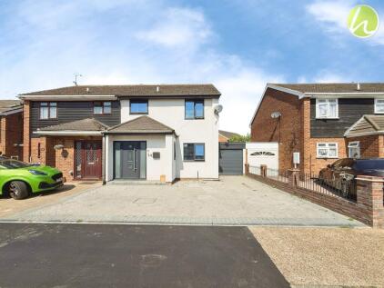 Stenning Avenue, Linford, SS17