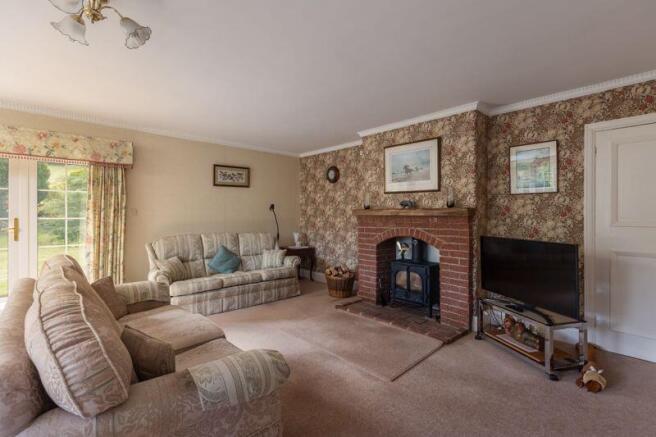 4 bed Detached for sale Image 5