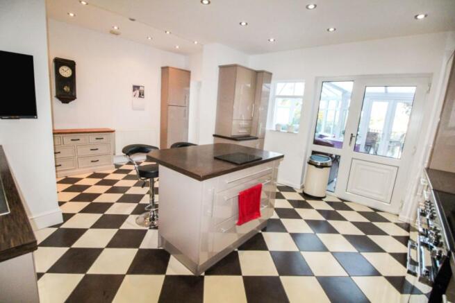 Kitchen/Breakfast