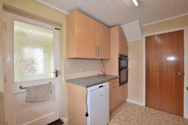 3 bed Semi-Detached for sale Image 10
