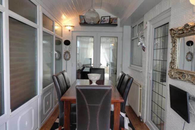 2 bed Terraced for sale Image 5