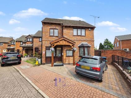 Windsor Court, Burbage, LE10