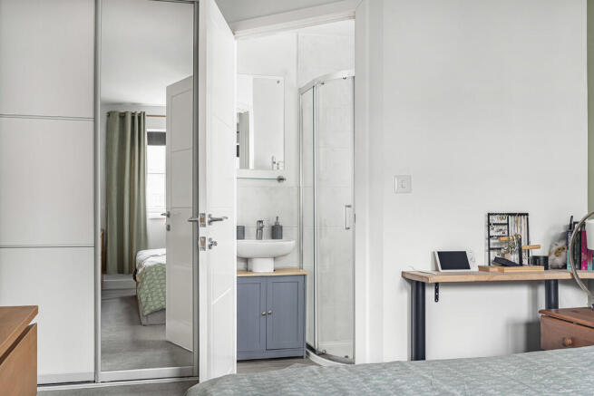 Principle bedroom...