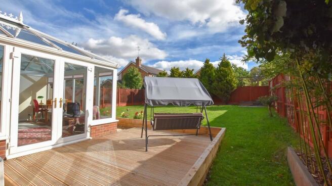 Devonia Road, Oadby, Leicester photo 4