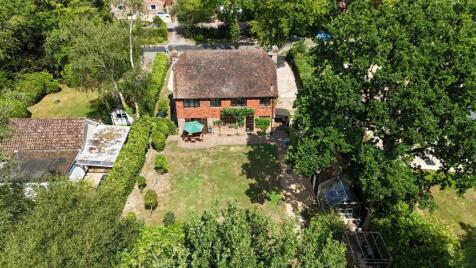 Chalk Road, Ifold, RH14