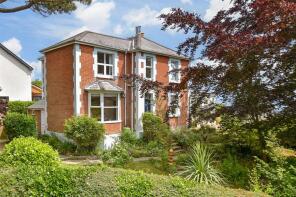 Glenroy, Spindlers Road, Ventnor PO38 1XD