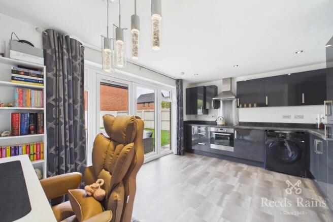Kitchen/Dining Room