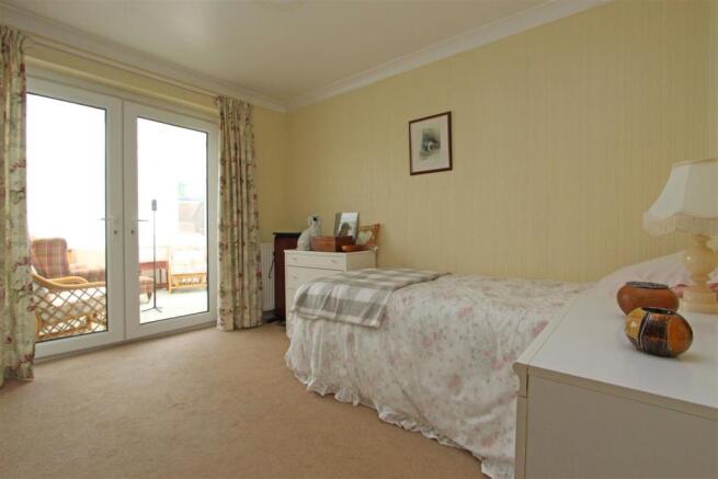 Bedroom 2..jpg