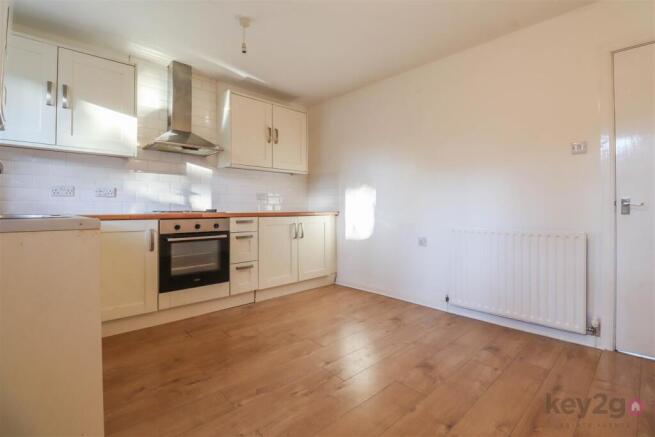 2 bed Town House to rent Image 6