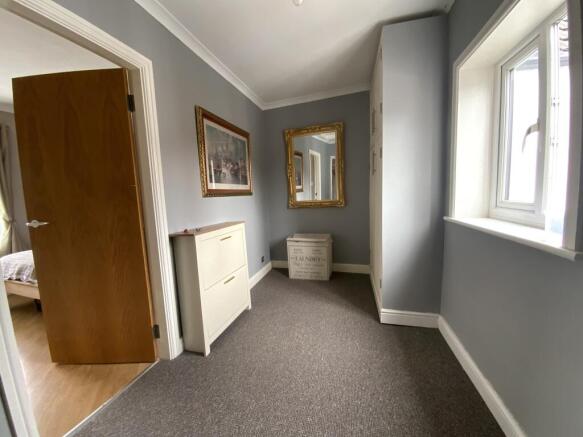 2 bed Terraced for sale Image 5