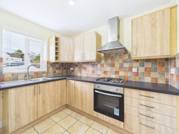 CAM01909G0-PR0475-STILL003