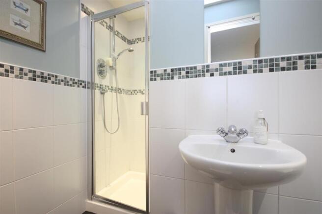 ENSUITE SHOWER ROOM