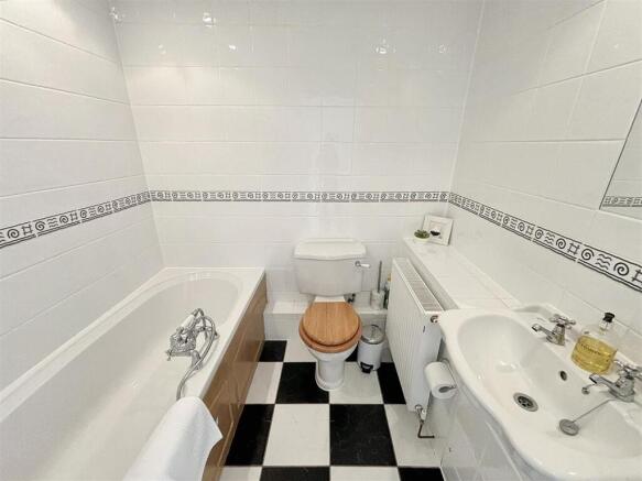 Bathroom.jpeg