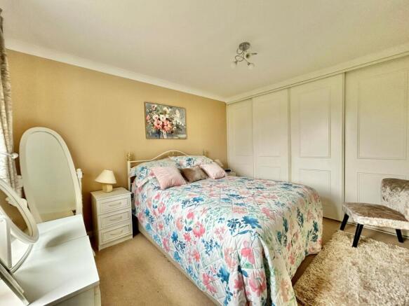 Bed 2.