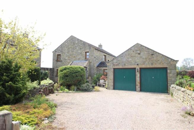 DOUBLE GARAGE AND PA