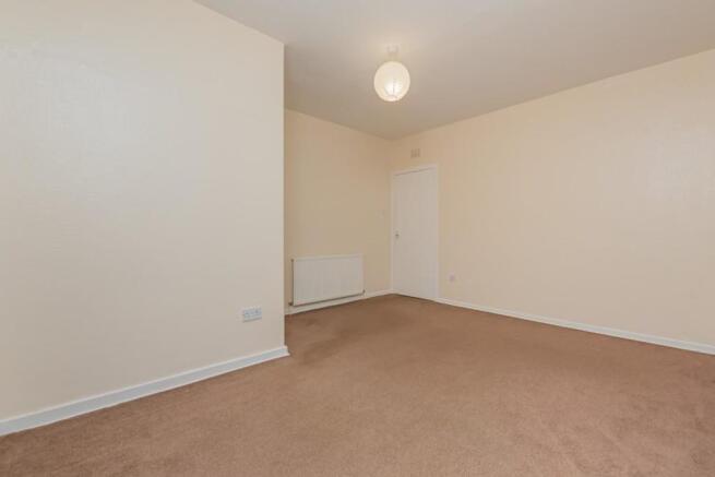 12. Bedroom 1 (2).jpg