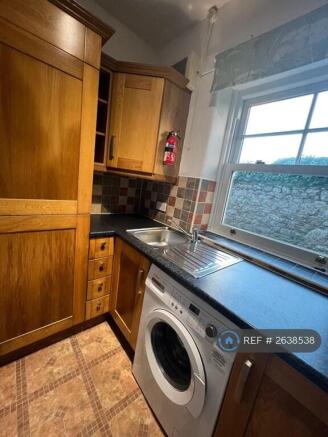 Kitchen With Built In Appliances