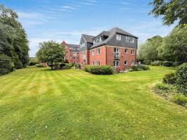2, 24 Whitebrook Court, Whitehall Road, Sale M33 3NL