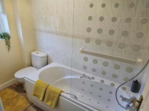 new bathroom.jpg